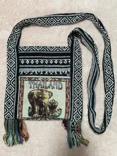 Item thumbnail for item b4cf551a-2b06-4102-88ef-07928d4b1ae1