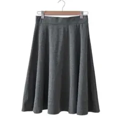 美品✨CINEMA CLUB シネマクラブ(М)ひざ丈 フレアスカート/グレー