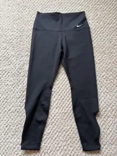 【新品】ナイキ NIKE レディース レギンス　黒　ランニング　ジム　ヨガ