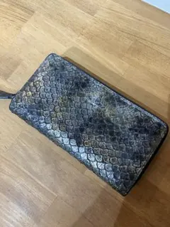 Vivienne Westwood 長財布 ヘビ革風