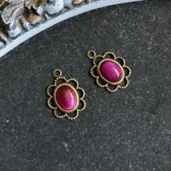 【再販不可】ピンクタイガーアイのアンティークゴールドフラワーピアス／イヤリング