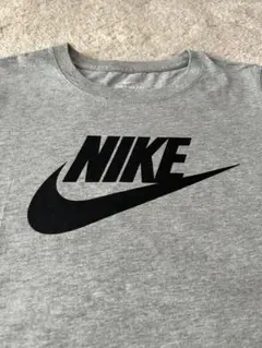 NIKE ナイキ　Tシャツ　グレー　Mサイズ