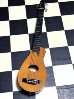 美品　取り回しの良い トラベルギター　TINY Boy ミニエレアコ　音出し良好 613e9Gr6vML._AC_UF350,
