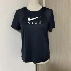 NIKE トレーニングシャツ ブラック レディース　Lのサムネイル