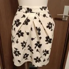 最終再値下げ美品アーバンリサーチミニスカート フリーサイズ♡日本製