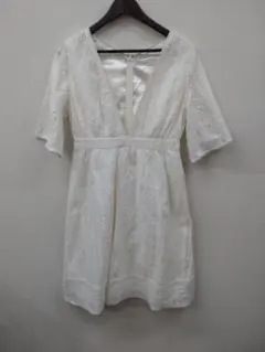 (8) MERCURYDUO 刺繍入りホワイトAラインワンピース