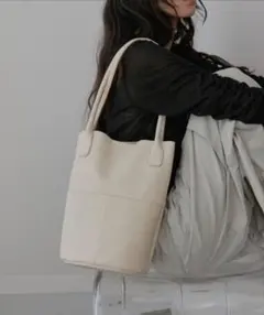 Aunt Marie's トートバッグ/アイボリー