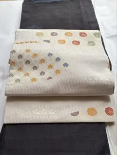 名古屋帯 クリーム色 花模様