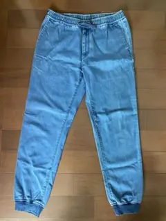 Item thumbnail for item dd6bd8f8-28c8-462e-bb74-abd767bcc93a