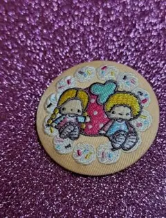 サンリオキャラクターズ 刺繍缶バッジ4 パティ＆ジミー