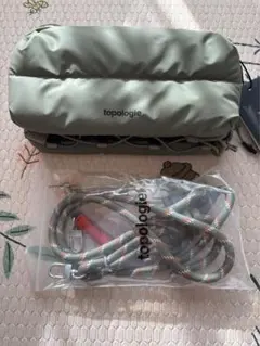 【新品未使用】Topologie ボトルサコッシュ （※ ストラップ付き）