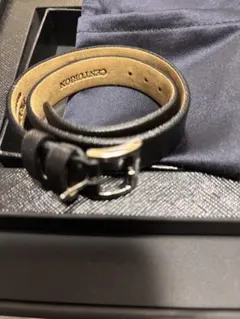 アメックスセンチュリオンカード限定 PRADA ブレスレット型ウェアラブル アメックスセンチュリオンカード限定 PRADA ブレスレット型