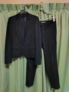 [未使用級]ザスーツカンパニー　現行品　大きいサイズ　パンツスーツセットアップ 未使用級]ザスーツカンパニー 現行品 大きいサイズ パンツスーツ
