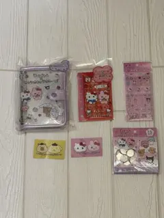 チェゴシムサンリオ　キャラクターシール帳 など、おまけステッカー付き