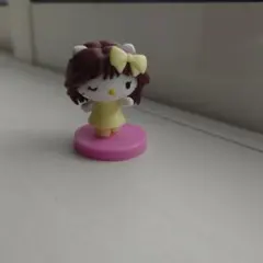 ハローキティ チョコエッグ　令和アイドル風