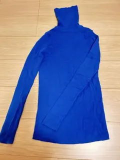 UNIQLO 100%ウール タートルネックセーター