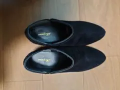 黒 スエード ブーティ レース装飾 ヒール6cm