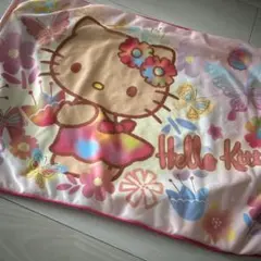 しまむら サンリオ 日焼けキティ 枕カバー