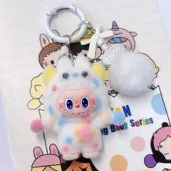ラブブ キーホルダー