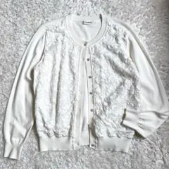 美品/立体リボン✨インゲボルグ フリル装飾 スパンコール カーディガン 白系Mのサムネイル
