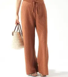 新品♪BAYFLOW シワになりにくいニットパンツ♪生地しっかりワイドパンツのサムネイル