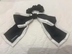 CHANEL リボン付きヘアゴム 黒/白