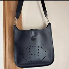 今日のみ値下げHERMES エヴリン I PMブラック ヴォーエヴリン　エルメスのサムネイル
