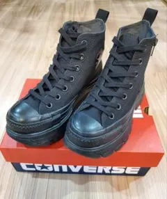 CONVERSE ブラック ハイカットスニーカー