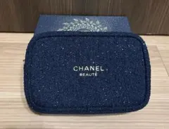 CHANEL BEAUTE クリスマスコフレ　ポーチのサムネイル