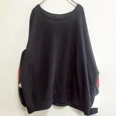 シュガータイム　トレーナー　綿混　黒　4L 大きめ　トップス　袖にファー　長袖