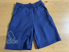 adidas ハーフパンツ　短パン　ショートパンツ　130センチ
