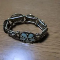 Item thumbnail for item 83921c2d-fe0d-4bbb-8064-cc613c41134b