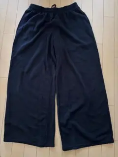 UNIQLOスウェットパンツ イージーパンツ ブラック　カジュアル　ラフ