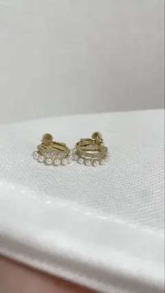 ゴールドパールフープイヤリング