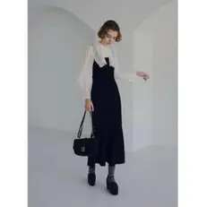 snidel 銀座三越限定 スクエアカラードッキングニットワンピース