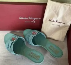 フェラガモSalvatore Ferragamo サンダル ミントグリーンのサムネイル