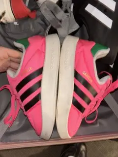 adidas Gazelle ピンク/ブラック スニーカー