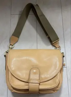 BREE ショルダーバッグ レザーのサムネイル