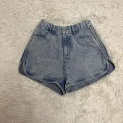 美品　デニム　ハーフパンツ ショートパンツ　ライトブルー　160センチ