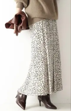 Spick&Span フラワープリントスカート　サイズ36 白系