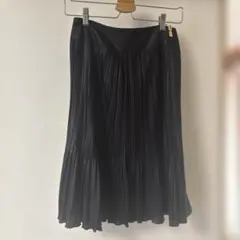 【Style com 】黒　プリーツスカート　クリーニング済みのサムネイル