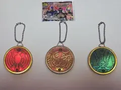 仮面ライダーオーズ コアメダルスイング レッド 全8種 + グリーン 全8