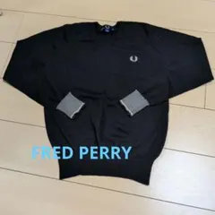 Fred Perry ブラック Vネック セーター 38CM