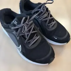 NIKE QUEST スニーカー ブラック　23.5センチ