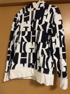 TOMMY HILFIGER ロゴパーカー