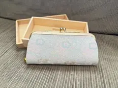 Item thumbnail for item f8e1efa0-37fe-4b74-8649-37b2a1c1dd6a