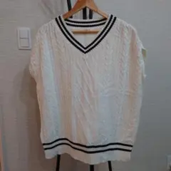 COLZA ケーブル編み Vネック ニットベスト