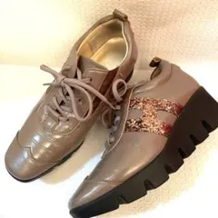 Item thumbnail for item 80a6d6ab-9d68-4a33-b063-b96b06718bd7