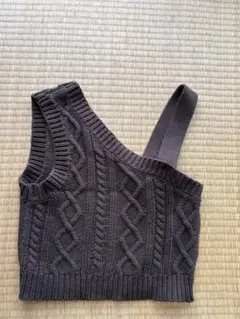 ダークブラウン ケーブル編み ニットベスト Fサイズ