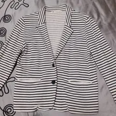 Item thumbnail for item beb1050d-7060-44e8-870b-e0e54eb4fb00